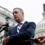 Lista de republicanos que desafiam Mike Johnson a apoiar a votação forçada de subsídios da ACA