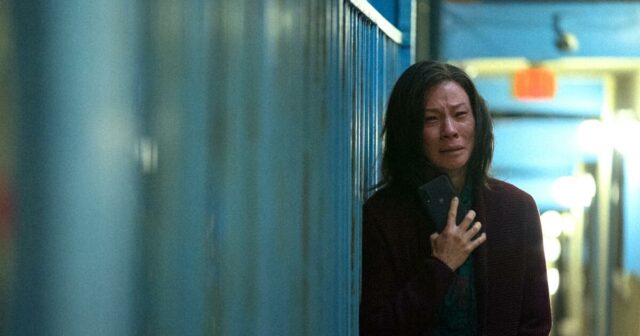 Lucy Liu atinge o auge de sua carreira como uma Lucy Liu atinge o auge de sua carreira como uma mãe desvendada em 'Rosemead', baseado em um crime verdadeiro