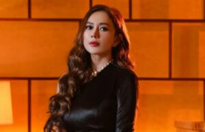 MAIS POPULAR: Postagem de Aura Kasih destacada, Cronologia de Yuni Shara acusada de ser caso de Irwan Mussry MAIS POPULAR: Postagem de Aura Kasih destacada, Cronologia de Yuni Shara acusada de ser caso de Irwan Mussry