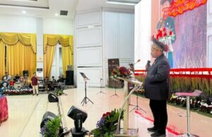 Mais de 2 mil migrantes papuas participam das celebrações de Natal em Jacarta Mais de 2 mil migrantes papuas participam das celebrações de Natal em Jacarta