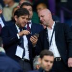 O ex-jogador do Manchester United e do Barcelona Jordi Cruyff participa do 69º photocall da Bola de Ouro no Theatre Du Chatelet em 2025 em Paris, França.