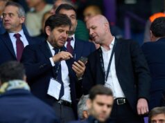 ‘Mais dinheiro’… Jordi Cruyff acha que o Man Utd vendeu um ‘jogador especial’ que ele tentou contratar como diretor esportivo do Barcelona O ex-jogador do Manchester United e do Barcelona Jordi Cruyff participa do 69º photocall da Bola de Ouro no Theatre Du Chatelet em 2025 em Paris, França.