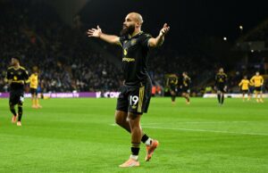 Mais gols no PL do que Bryan Mbeumo, o Man Utd poderia ter contratado o reserva de Benjamin Sesko gratuitamente no verão Bryan Mbeumo comemora gol do Manchester United x Liverpool.