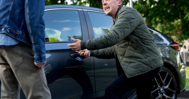 'Malcolm in the Middle' explora a meia-idade com uma reinicialização do Hulu
