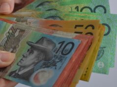 Mandato de dinheiro para empresas australianas daqui a algumas semanas Tesoureiro Dr. Jim Chalmers durante uma conferência de imprensa na Casa do Parlamento em Canberra na segunda-feira, 8 de dezembro de 2025. fedpol Foto: Alex Ellinghausen