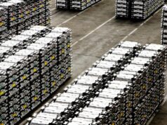 Manter as casas alimentadas por queimadores depende do fechamento de uma indústria Foto de estoque de ar condicionado