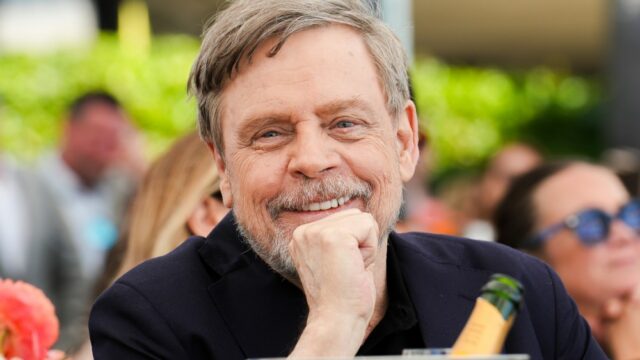 Mark Hamill em 'Star Wars' AI Deepfakes, avaliando a aposentadoria e dando voz ao holandês voador em 'O filme do Bob Esponja'
