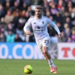 Matthijs de Ligt e Luke Shaw durante a partida da Premier League entre Manchester United e Everton em Old Trafford em 2025 em Manchester, Inglaterra.