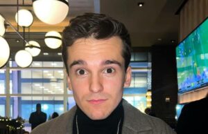 Matt Howard, do TikTok, compartilha atualização após receber transplante capilar Matt Howard, do TikTok, compartilha atualização fotográfica após receber transplante capilar