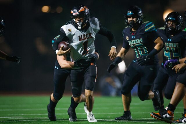 McClymonds incapaz de desacelerar Kennedy-Delano, cai na final estadual 3-A
