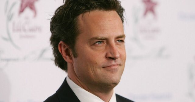 Médico que vendeu cetamina ilegal a Matthew Perry é preso Médico que vendeu cetamina ilegal a Matthew Perry é preso