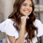 Camila Mendoza Olmos tem 19 anos e mora no noroeste do condado de Bexar, Texas. Ela foi vista pela última vez por volta das 7h da quarta-feira, véspera de Natal.