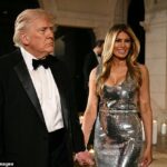 O presidente Donald Trump e a primeira-dama Melania Trump chegaram à festa anual de Ano Novo do comandante-chefe em Mar-a-Lago