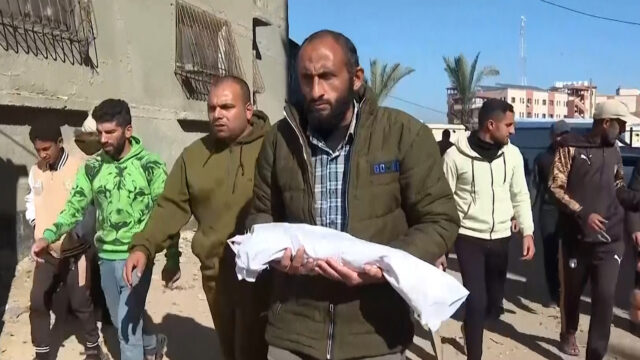 Menino de 29 dias morre de hipotermia enquanto as temperaturas caem em Gaza
