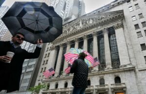 Mercado de ações hoje: Dow, S&P 500 e futuros do Nasdaq caem enquanto Wall Street entra no último mês de negociações de 2025 Mercado de ações hoje: Dow, S&P 500 e futuros do Nasdaq caem enquanto Wall Street entra no último mês de negociações de 2025