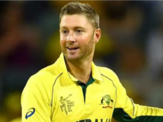 Michael Clarke fala sobre o retorno de Usman Khawaja para o confronto de Adelaide Michael Clarke fala sobre o retorno de Usman Khawaja para o confronto de Adelaide