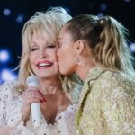 Dolly Parton compartilha mensagem de gratidão no Dia de Ação de Graças de 2025, após problemas de saúde