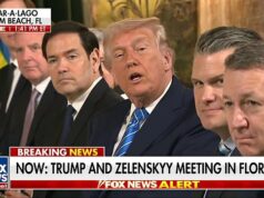 Momento estranho Trump deixa os repórteres em silêncio depois de perguntar se eles considerariam o almoço grátis em Mar-a-Lago um suborno: ‘Você pode falar’ Momento estranho Trump deixa os repórteres em silêncio depois de perguntar se eles considerariam o almoço grátis em Mar-a-Lago um suborno: 'Você pode falar'