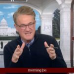 'Morning Joe' verifica a origem dos bônus militares de Trump: 'muito legal, exceto que não é verdade' | Vídeo