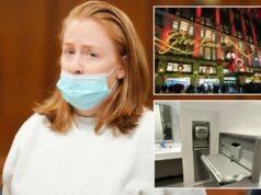 Mulher sem-teto acusada de esfaquear turista dentro do banheiro da Macy’s em Nova York recebeu alta do hospital psiquiátrico na manhã do ataque Kerri Aherne, a suposta agressora, no tribunal vestindo um moletom cinza claro e máscara azul.