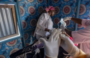 Mulheres que fogem do conflito no Mali dizem que foram abusadas sexualmente, mas o silêncio esconde muito mais Yahoo news home