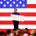 Musk abre sua carteira para o Partido Republicano – de novo