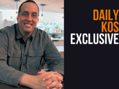 Não é motivo de riso: imitador de Trump lança candidatura muito real à Câmara A democrata Mikie Sherrill acena antes do primeiro debate para governador das eleições gerais com Jack Ciattarelli, domingo, 21 de setembro de 2025, em Lawrenceville, NJ (AP Photo/Noah K. Murray)