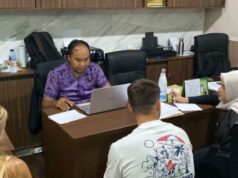 Não fazendo filmes pornográficos, Bonnie Blue, presa pela polícia de Bali, libertada Não fazendo filmes pornográficos, Bonnie Blue, presa pela polícia de Bali, libertada