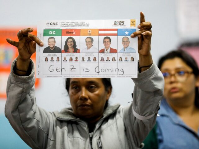 Nasralla, de Honduras, mantém estreita vantagem sobre Asfura na eleição presidencial
