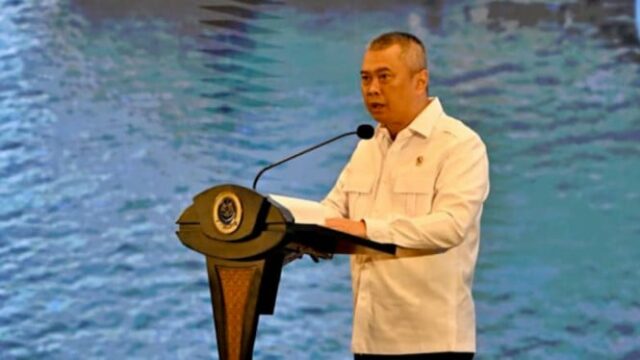 Nataru ofuscado por condições climáticas extremas, o Ministro dos Transportes Nataru ofuscado por condições climáticas extremas, o Ministro dos Transportes Dudy pede que sua equipe esteja pronta 24 horas