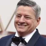 Netflix concorda em comprar a Warner Bros. em um acordo de US$ 72 bilhões que transformará Hollywood