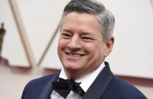 Netflix concorda em comprar a Warner Bros. em um acordo de US$ 72 bilhões que transformará Hollywood Netflix concorda em comprar a Warner Bros. em um acordo de US$ 72 bilhões que transformará Hollywood