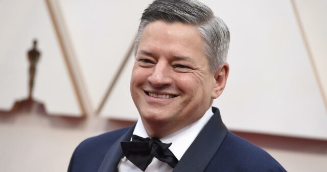 Netflix concorda em comprar a Warner Bros. em um acordo de US$ 72 bilhões que transformará Hollywood
