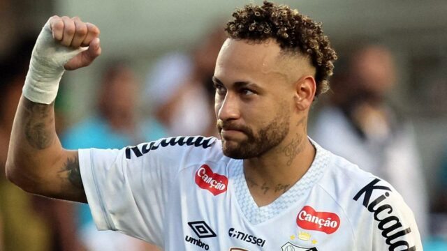Neymar ajuda o Santos a sobreviver ao rebaixamento da primeira Neymar ajuda o Santos a sobreviver ao rebaixamento da primeira divisão do Brasil
