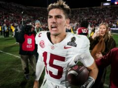 Nick Saban revela grande preocupação de Ty Simpson antes do Alabama-Indiana Rose Bowl Alabama QB Ty Simpson