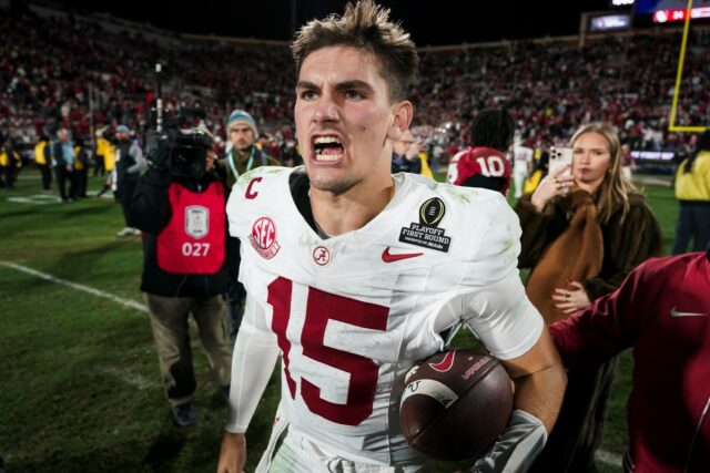 Alabama QB Ty Simpson