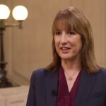 A chanceler Rachel Reeves (foto falando no Channel 4 News) está enfrentando a perspectiva de uma investigação desprezível pela segunda vez em um mês devido ao seu polêmico orçamento na semana passada