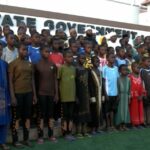 Nigéria diz que mais 130 crianças foram libertadas quase um mês depois de serem sequestradas na escola