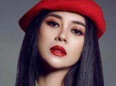 No início, Aura Kasih foi acusada de ser amante de Ridwan Kamil, e acabou sendo processada por divórcio por Atalia Praratya No início, Aura Kasih foi acusada de ser amante de Ridwan Kamil, e acabou sendo processada por divórcio por Atalia Praratya