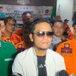 No meio da polêmica sobre o status de desastre, Gus Miftah Gercep envia ajuda para Sumatra