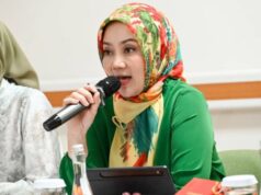 No meio dos julgamentos domésticos, Atalia Praratya sofre No meio dos julgamentos domésticos, Atalia Praratya sofre