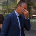 'Nosso objetivo é limpar o nome dele': grande da AFL começa a chorar após a condenação do filho por estupro