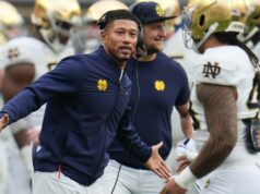 Notre Dame cai novamente no ranking do CFP e fica de fora do playoff enquanto Alabama e Miami entram Notre Dame cai novamente no ranking do CFP e fica de fora do playoff enquanto Alabama e Miami entram