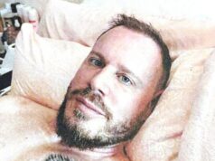 Nova foto de Ryan Wedding, olímpico que virou traficante, divulgada pelo FBI Foto do casamento de Ryan James FBI