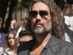 Novas acusações contra o comediante Russell Brand no Reino Unido Novas acusações contra o comediante Russell Brand no Reino Unido
