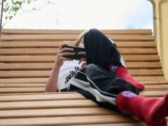 Novos rótulos de alerta de saúde mental em aplicativos de mídia social se aplicam a milhões Novos rótulos de alerta de saúde mental em aplicativos de mídia social se aplicam a milhões