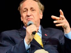 O CEO da AMC Theatres, Adam Aron, teve um pequeno derrame e espera uma “recuperação rápida e total”, afirma a empresa O CEO da AMC Theatres, Adam Aron, teve um pequeno derrame e espera uma “recuperação rápida e total”, afirma a empresa