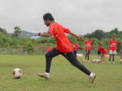 O Festival de Futebol Popular é lançado oficialmente em Labuan Bajo, Evan Dimas se torna um ímã para jovens jogadores O Festival de Futebol Popular é lançado oficialmente em Labuan Bajo, Evan Dimas se torna um ímã para jovens jogadores