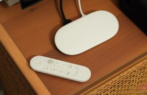 O Google TV Streamer ficou ainda mais tentador graças ao seu novo preço mais baixo Renderização do Google TV Streamer em sua opção de cor avelã contra um fundo branco.
