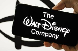 O Google supostamente remove vídeos de IA de personagens da Disney após cessar e desistir O Google supostamente remove vídeos de IA de personagens da Disney após cessar e desistir